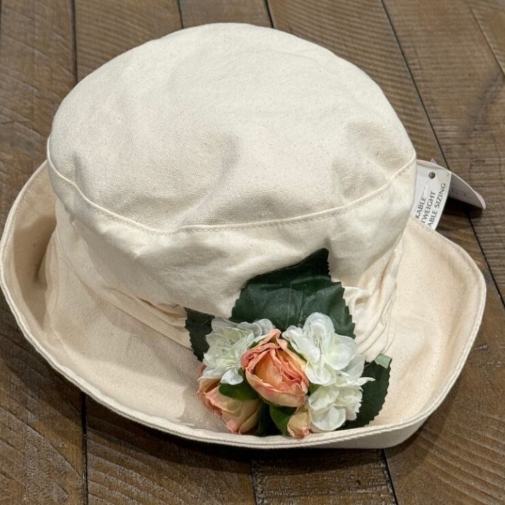 Peak and Brim Charity Rose Cream Cotton Packable Sun Hat (Small Brim) - Picture 3 of 3